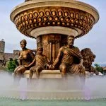 Fountain mist nozzle