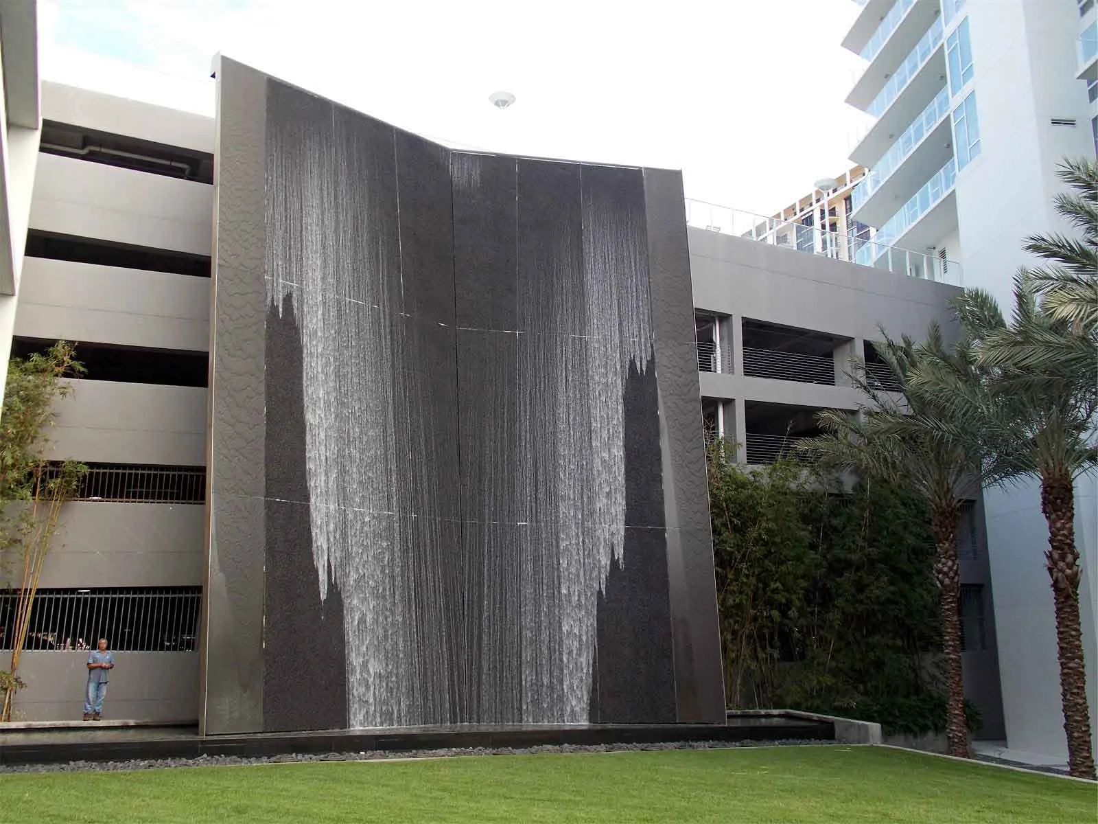 Aria wall-fountain tile
