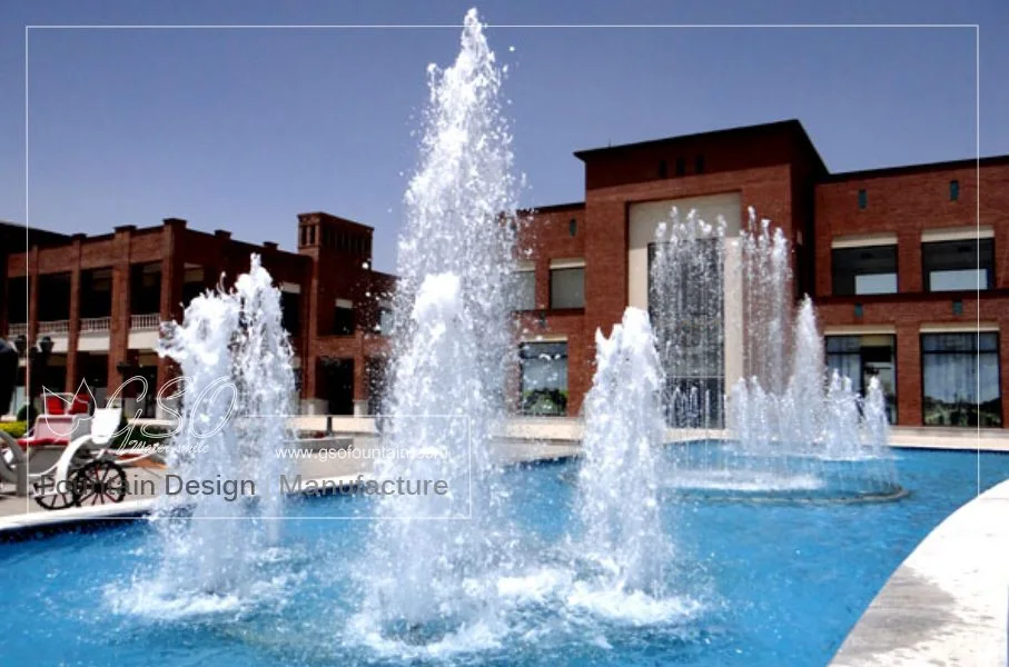 Cascade fountain nozzle